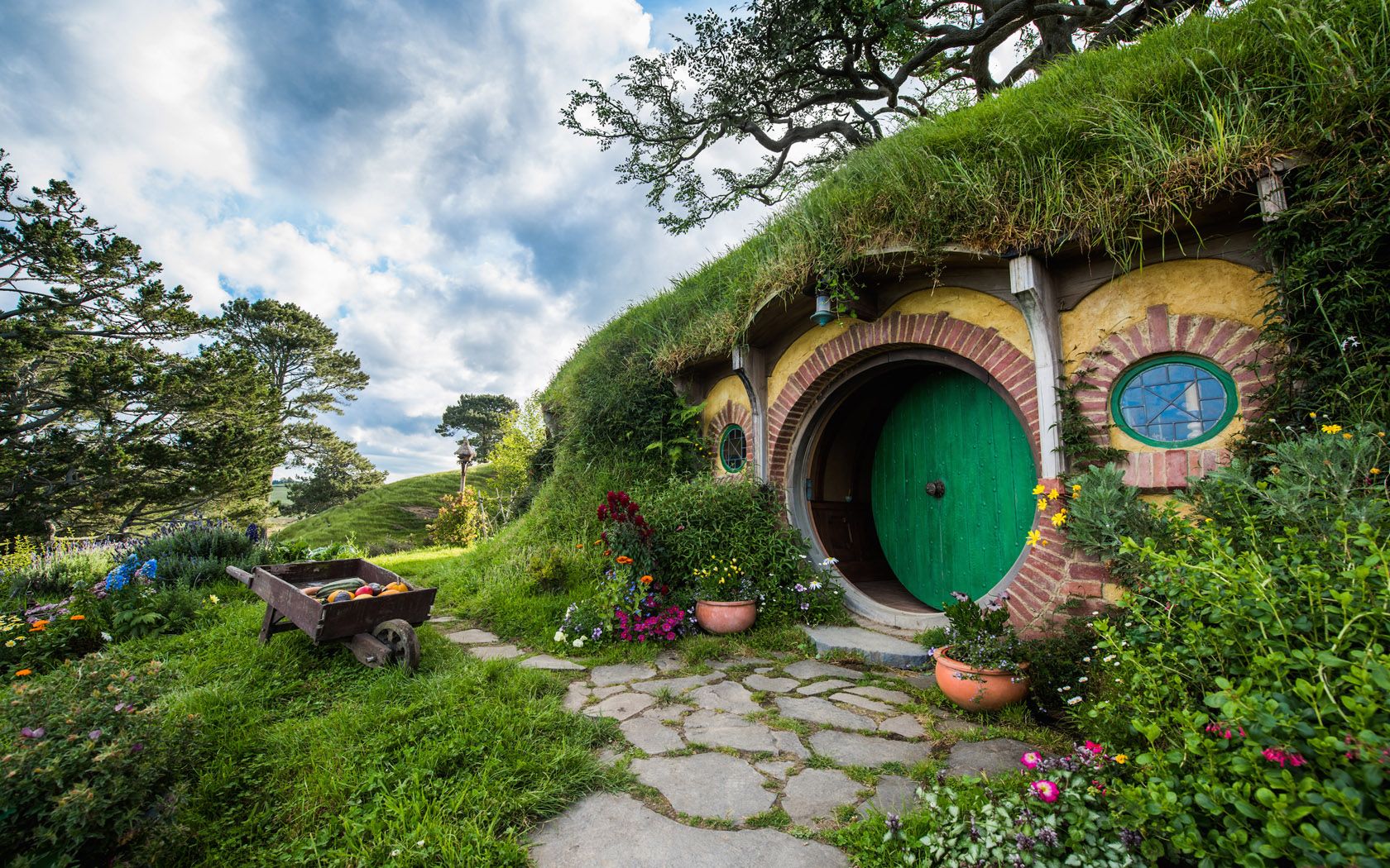 Discover Hobbiton, the real Hobbit Village in Matamata, New Zealand 🇳🇿 — Steemit